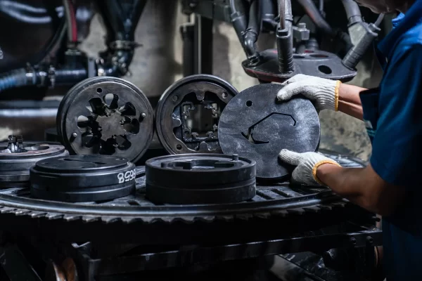 การผลิตแม่พิมพ์_1