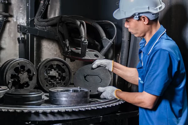 การผลิตแม่พิมพ์_3